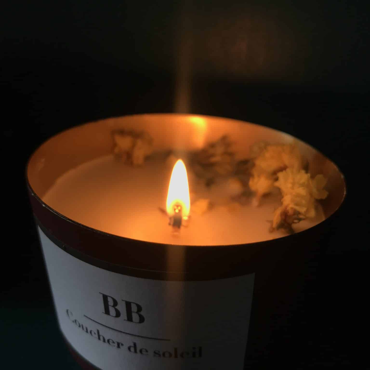 Comment bien éteindre sa bougie ? Bougie Bijou , Bougie avec bijou à l