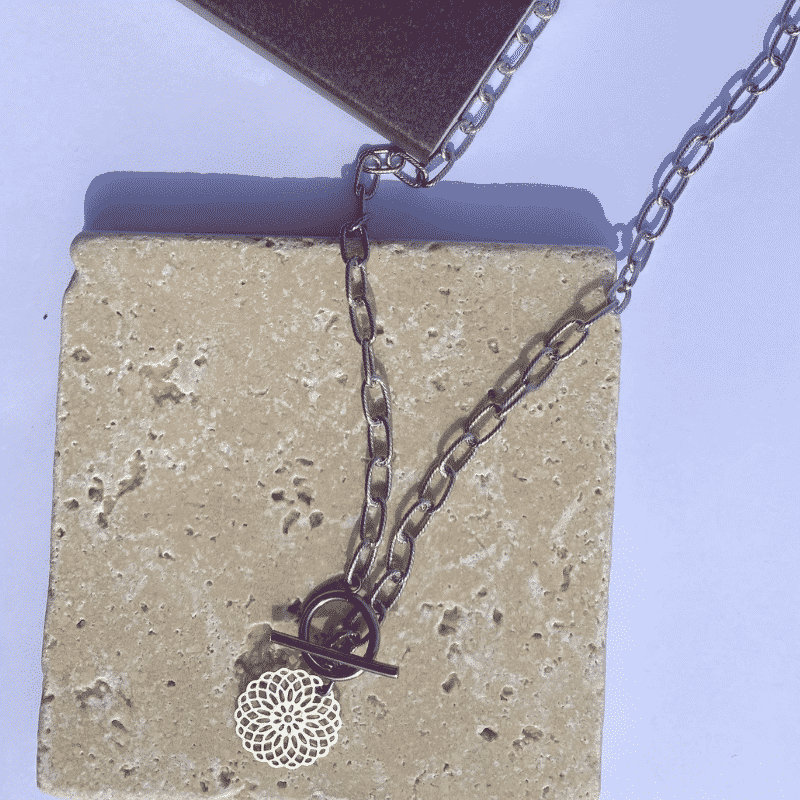 Bijou collier argent 925 avec fermoir T à l'avant et pendentif rosace